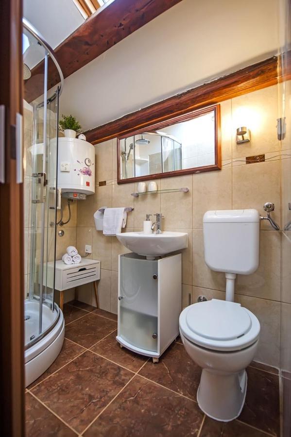 Holiday Apartment Daria 20 ロヴィニ エクステリア 写真